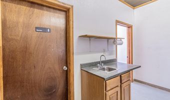 101 MISSOURI A & B, Bloomfield, NM 87413