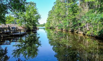 513 Pauline Dr, Bonneau, SC 29431