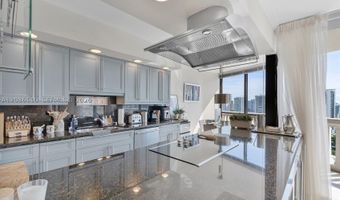 1000 W Island Blvd 2307, Aventura, FL 33160