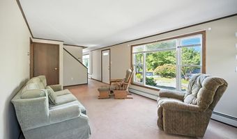 2 N Broadway, Atkinson, NH 03811