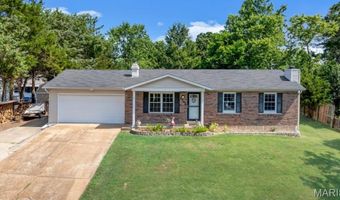 2302 Crystal Wood Dr, Arnold, MO 63010