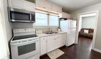 2128 Norside Dr, Alton, IL 62002