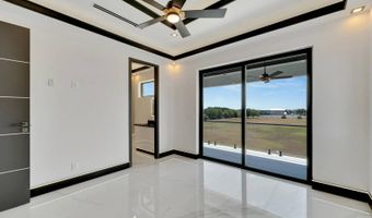 517 Treviso Dr, Apollo Beach, FL 33572
