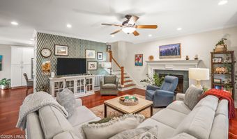 4 Waterbird Dr, Beaufort, SC 29907