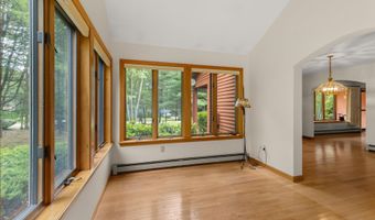 168 Deer Ridge Dr, Barrington, NH 03825