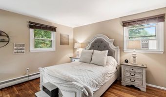 817 Limecrest Rd, Andover, NJ 07860