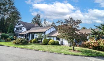 70 Obtuse Hill Rd, Brookfield, CT 06804