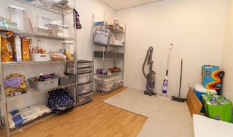 1193 Seneca St, Adrian, MI 49221