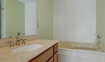 69 Birch Glen Dr 12, Bennington, NH 03442