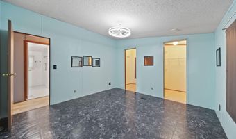 217 Red River Dr, Adrian, MI 49221