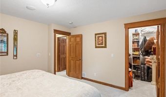 112 Birch Ave, Alexandria, MN 56308
