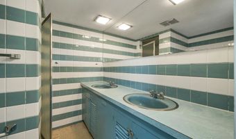 57 Roberts Cove Rd, Alton, NH 03809