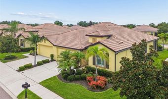 322 MYSTIC FALLS Dr, Apollo Beach, FL 33572