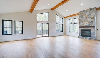 19 Hidden Glade Dr, Bartlett, NH 03845