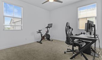1092 E NEWLAND Dr, Chandler, AZ 85286