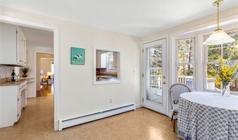 21 Old Chimney Rd, Barrington, RI 02806