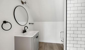 5001 W CEDAR Ln, Bethesda, MD 20814