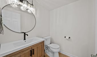 30729 Lakefront Dr, Agoura Hills, CA 91301