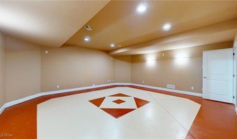 460 Berwick Cir, Aurora, OH 44202