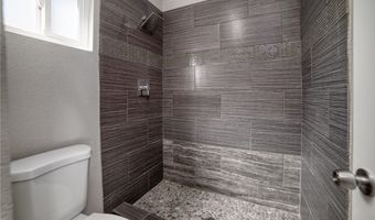 2825 Kings Way, Las Vegas, NV 89102