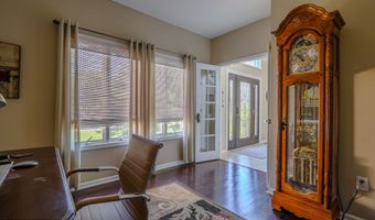 24 Orsaf Ln, Bayville, NJ 08721
