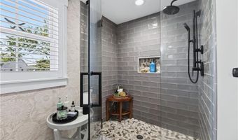 9 Dudley Dr, Narragansett, RI 02882