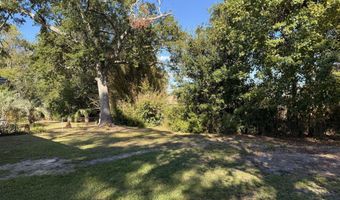 7112 Melon Dr, Biloxi, MS 39532