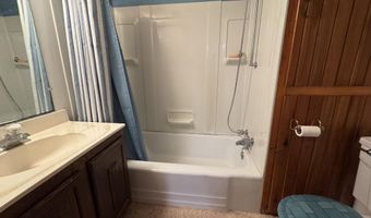1733 Marshall Rd, Aberdeen, SD 57401