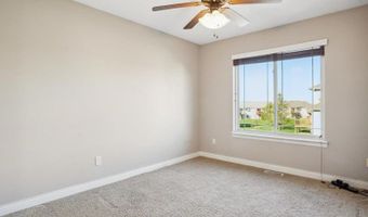 1810 Goose Lake Cir, North Liberty, IA 52317