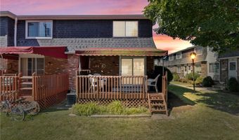 150 S Union Rd 132, Amherst, NY 14221