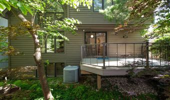 555 Glendale Cir, Ann Arbor, MI 48103