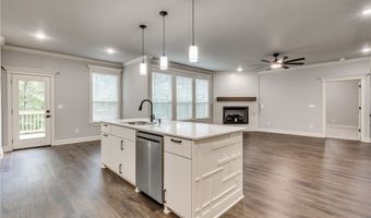 27 Brierfield Ln, Bella Vista, AR 72714