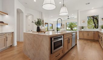 10385 Luna Magico Ave, Las Vegas, NV 89135