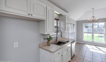 212 Bedford Dr, Brandon, MS 39047