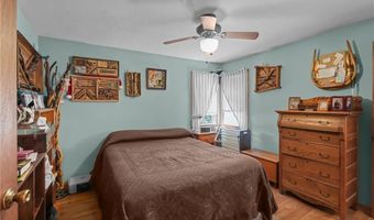 26 Lloyd Dr, Coventry, RI 02816