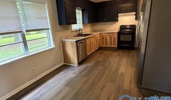 1114 Terry Cir, Albertville, AL 35951