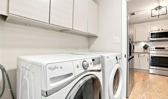 5527 Bridge Pointe Dr, Alpharetta, GA 30005