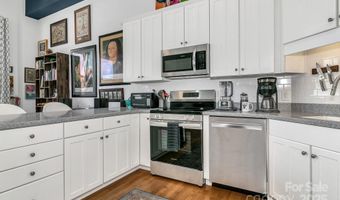 59 College St 402, Asheville, NC 28801