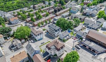 68 WINTER St, Lincoln, RI 02838