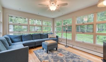 126 Grand View Ter, Brooklyn, CT 06234