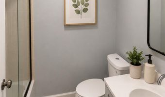 201 Madaline Dr, Avenel, NJ 07001