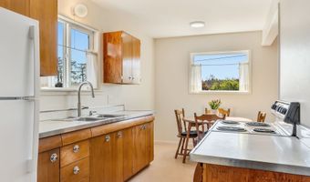 92277 YOUNGS RIVER Rd, Astoria, OR 97103