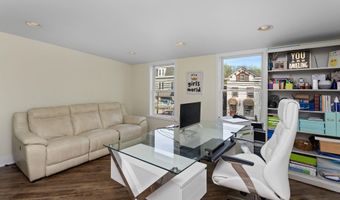 10 S Main St, Allentown, NJ 08501