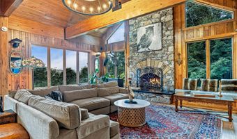 10 Beaverbrook Ct, Asheville, NC 28804