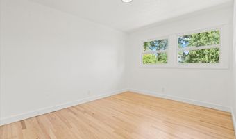 4512 SE GARRETT Cir, Milwaukie, OR 97222