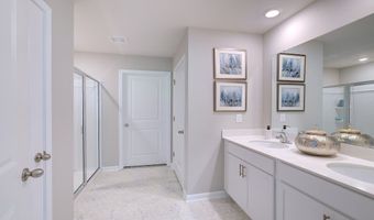 615 Country Oak Dr, Weaverville, NC 28804