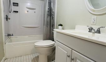 629 Old Snow Hill Rd, Ayden, NC 28513