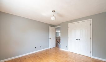 115 Sutton Ave, East Providence, RI 02914