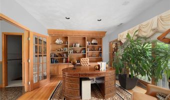 633 Chestnut Hill Rd, Glocester, RI 02814