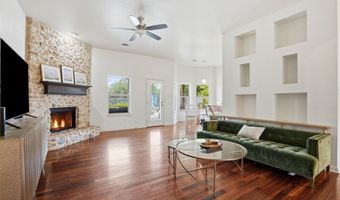 107 Clyde Dr, Aledo, TX 76008